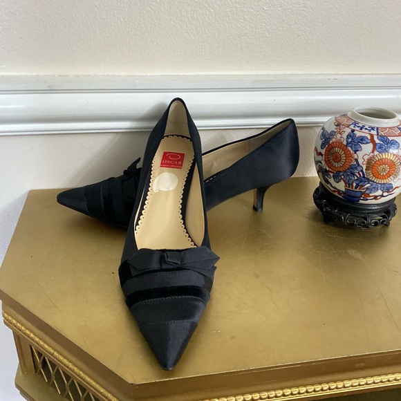 OSCAR DE LA RENTA BLACK SUEDE SHOES - Picture 5 of 10